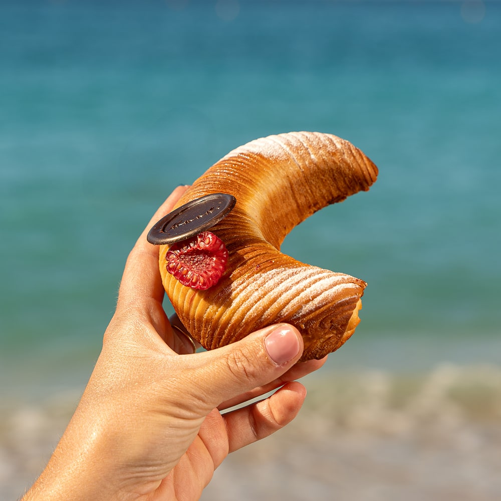 Croissant de lune ultra feuilleté